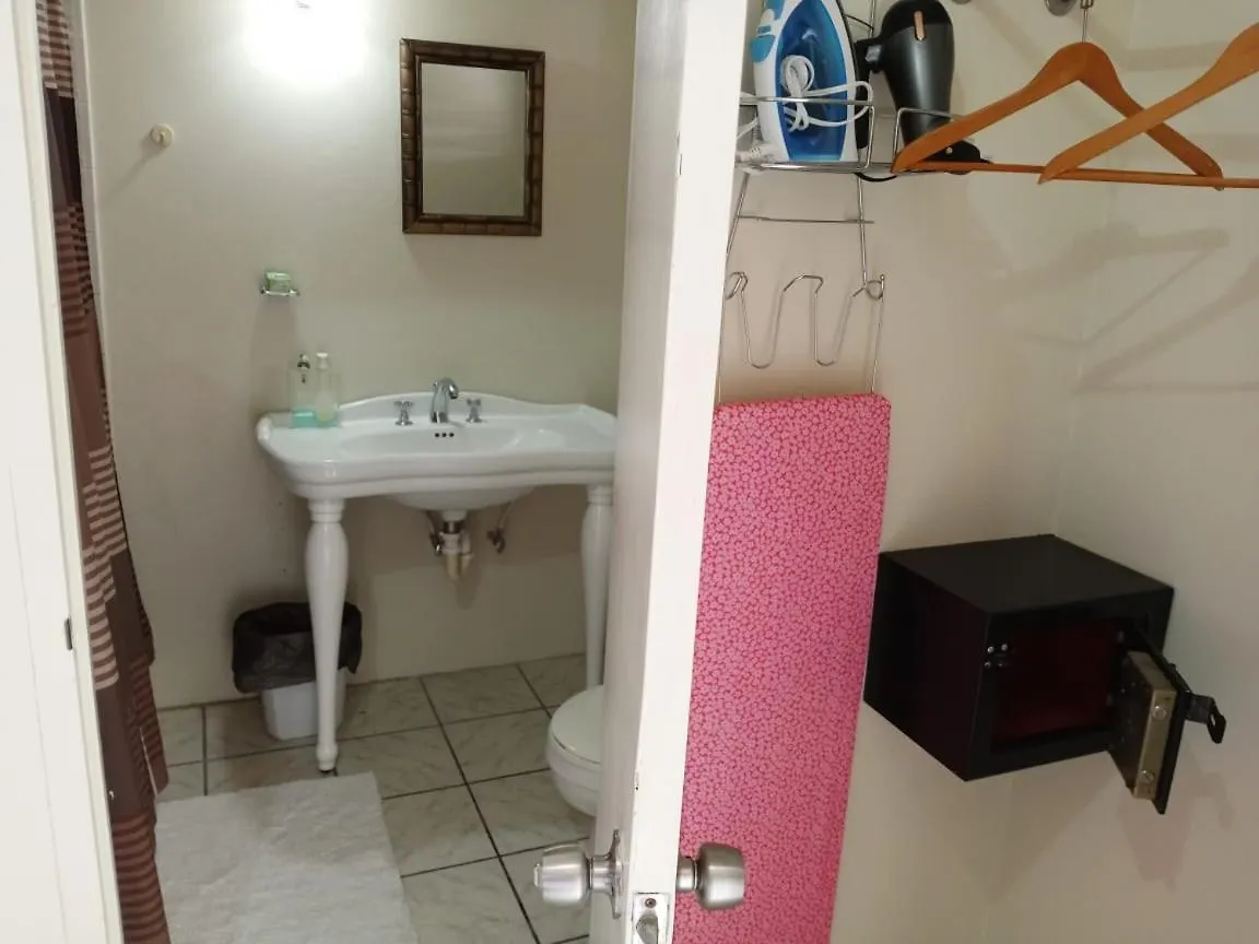 Ridgeway Guest House Montego Bay 0*,  Jamaica