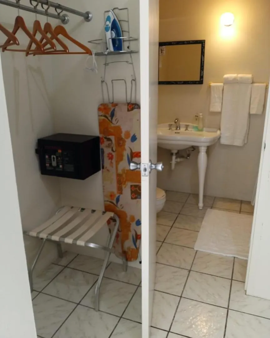 Ridgeway Guest House Montego Bay Jamaica